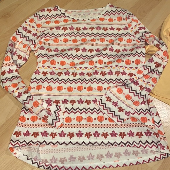 Children’s Place set of 3 Fall long sleeve T-shirts NEW GIRLS 16 - Picture 2 of 5